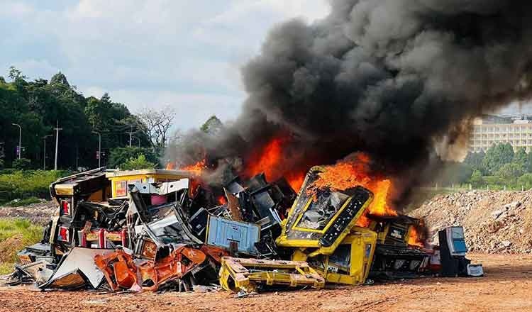 Thieu huy hon 100 may dien tu xeng tai Preah Sihanouk hinh anh