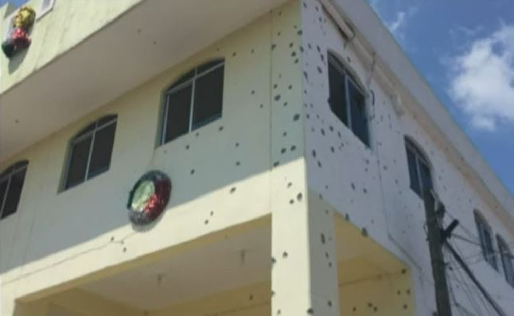 Xa sung o Mexico, thi truong cung 17 nguoi thiet mang hinh anh