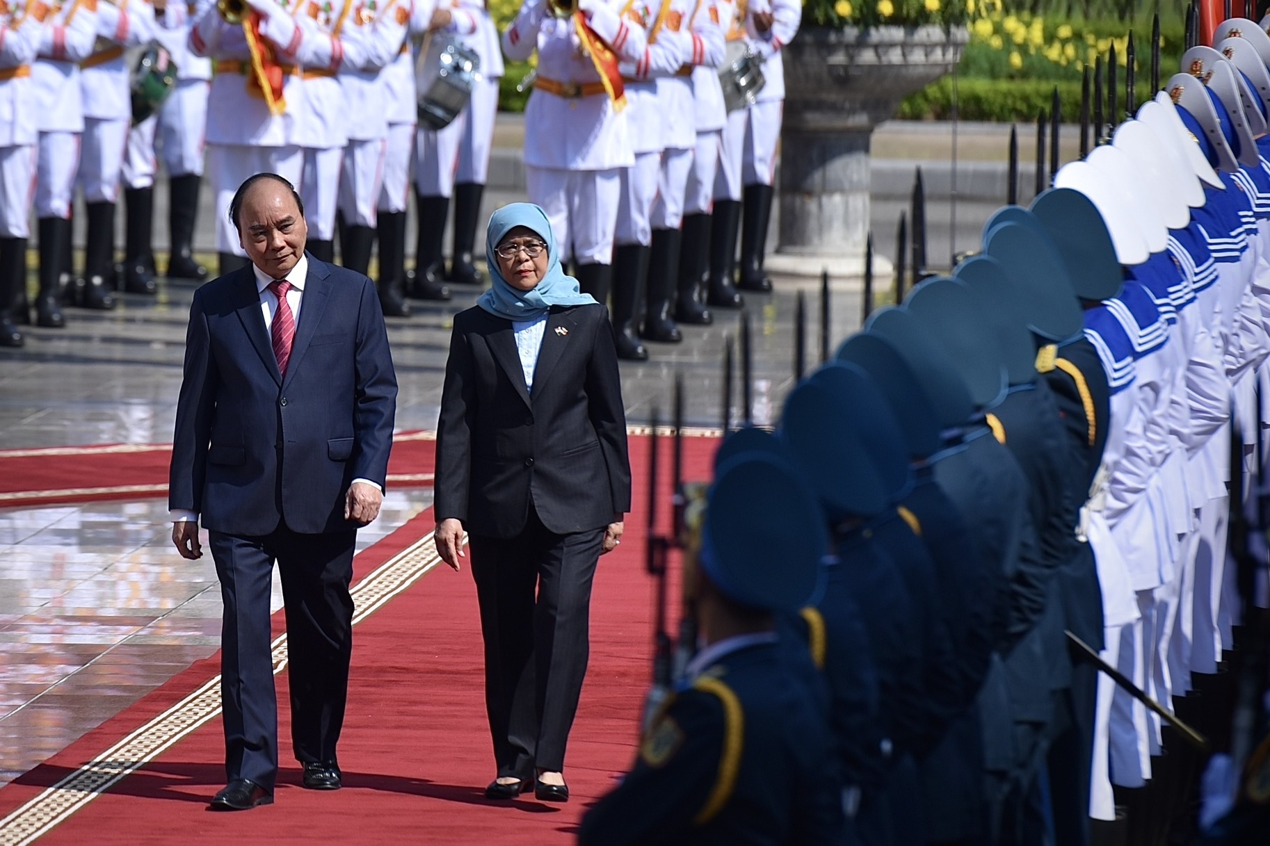 Chu tich nuoc chu tri le don tong thong Singapore hinh anh