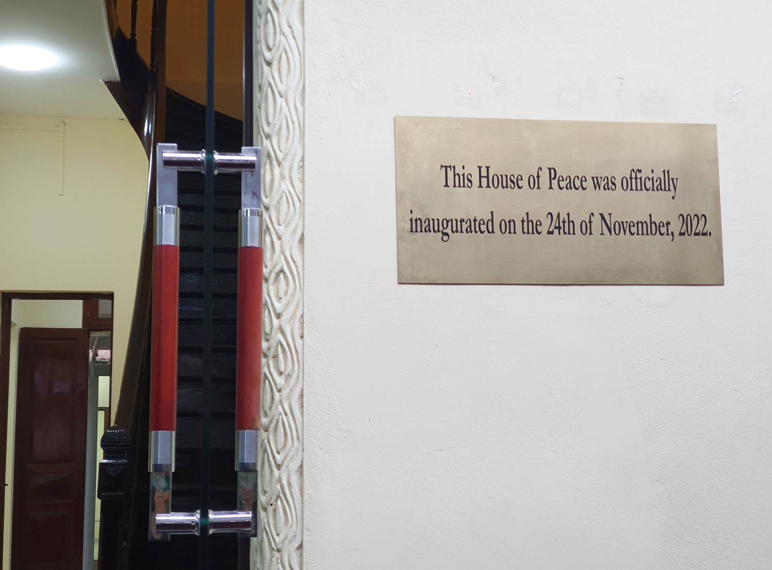 toa an quoc te anh 2