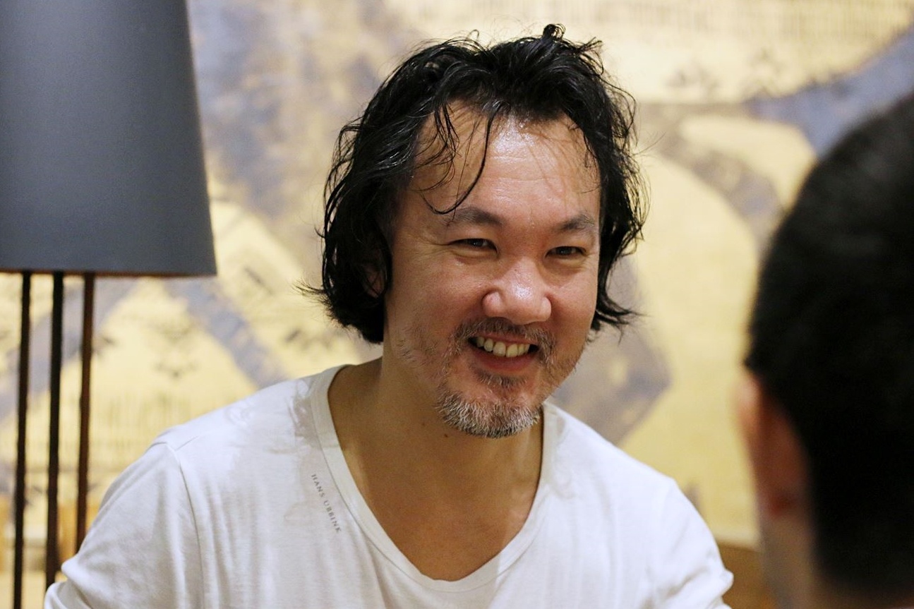 Hoa si Ha Lan tim cha me Viet: Toi da tim duoc ten cho minh hinh anh