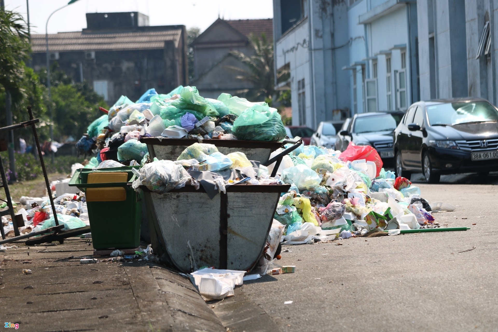 Chuyen gia WB: Viet Nam chi con thap cho xu ly rac thai ran sinh hoat hinh anh