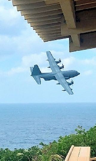 Can cu khong quan Futenma anh 2