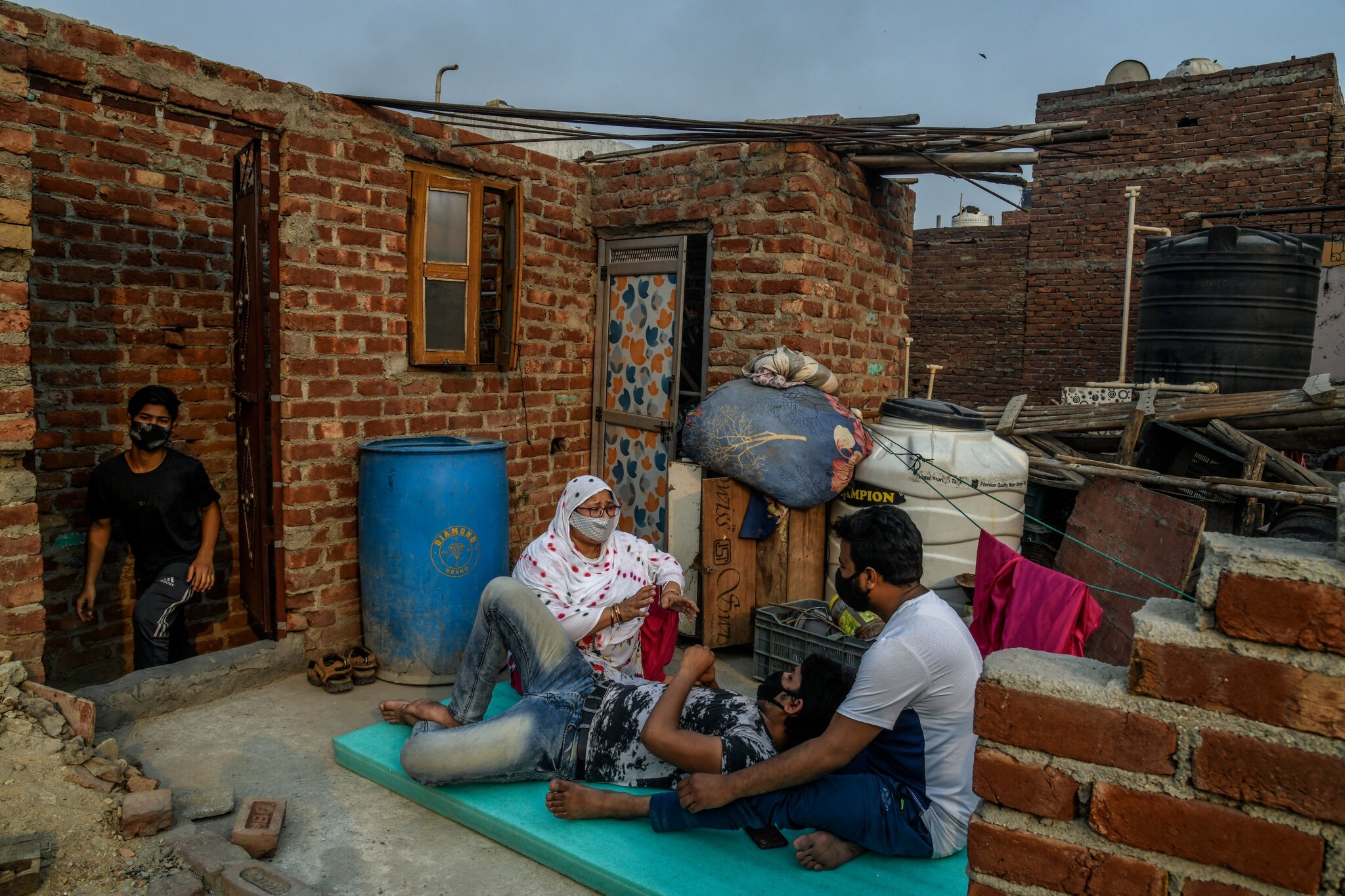 Hoa thieu do Covid-19 tai An Do anh 6