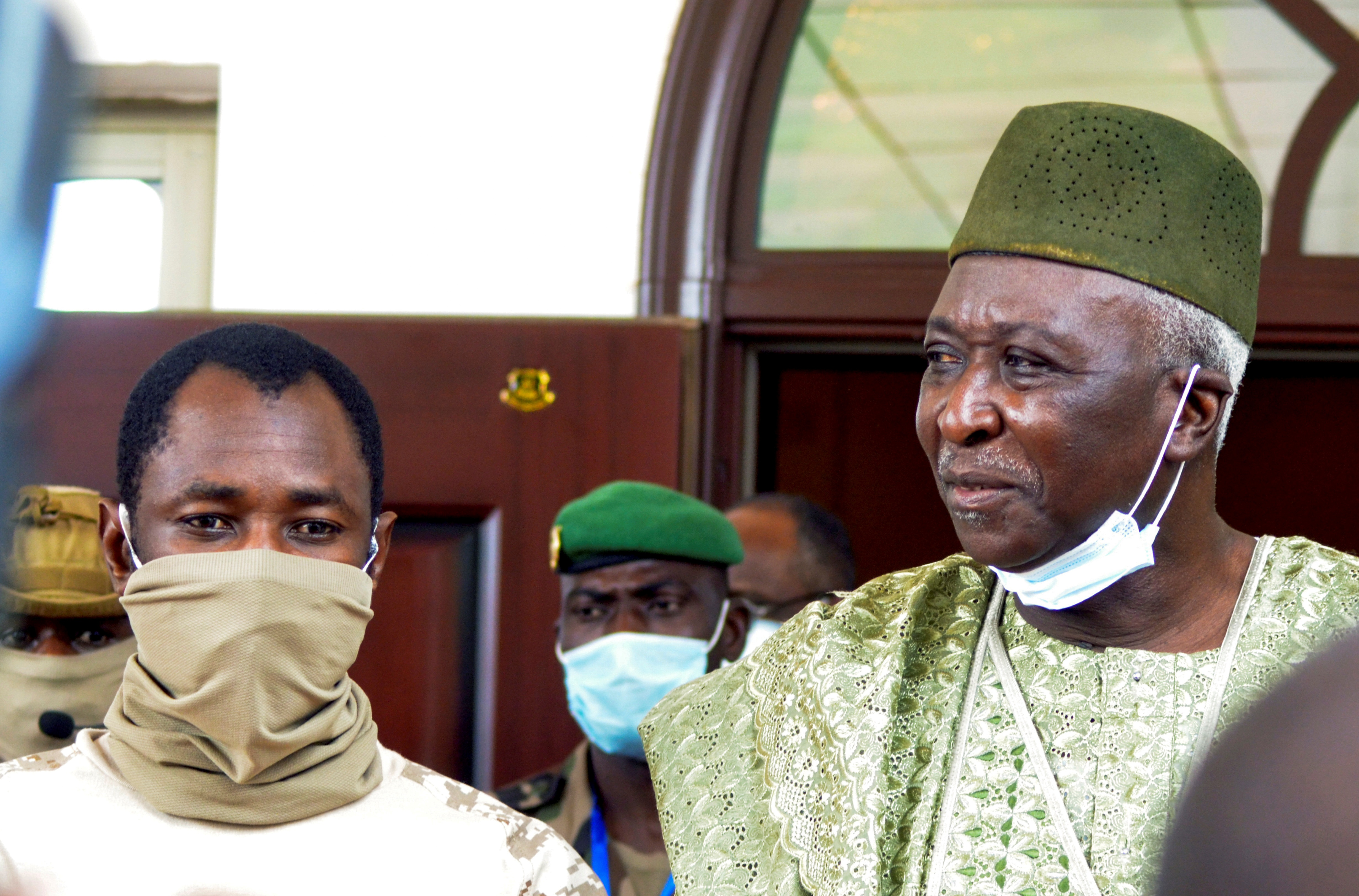 Dao chinh tai Mali anh 2