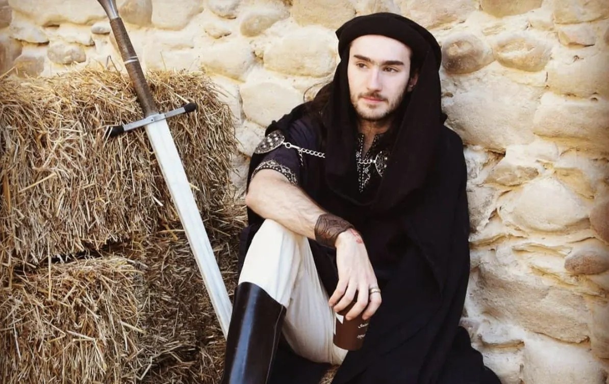 Nguoi tat Tong thong Macron doi mat an tu 3 nam hinh anh