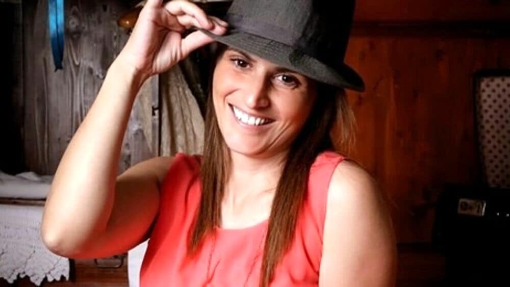 Co gai tinh lai sau 10 thang hon me anh 1