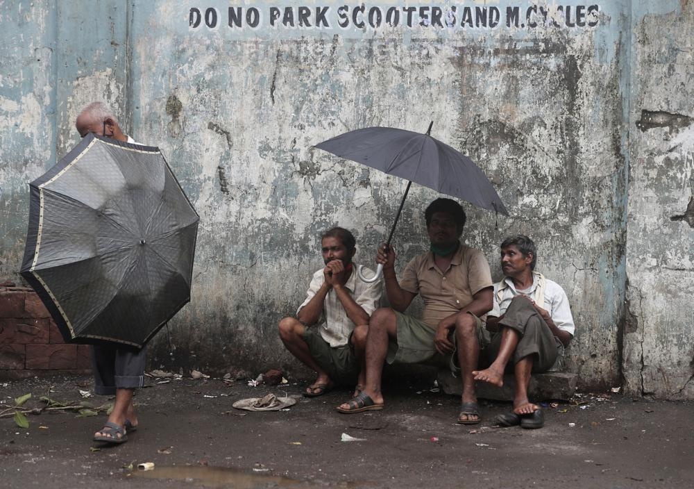 'Tu thang 3 nam ngoai, chung toi khong kiem noi mot xu nao' hinh anh