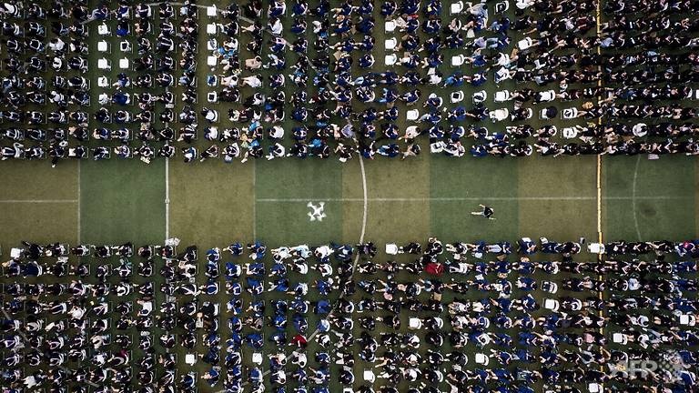 Sinh vien Vu Han tot nghiep anh 9