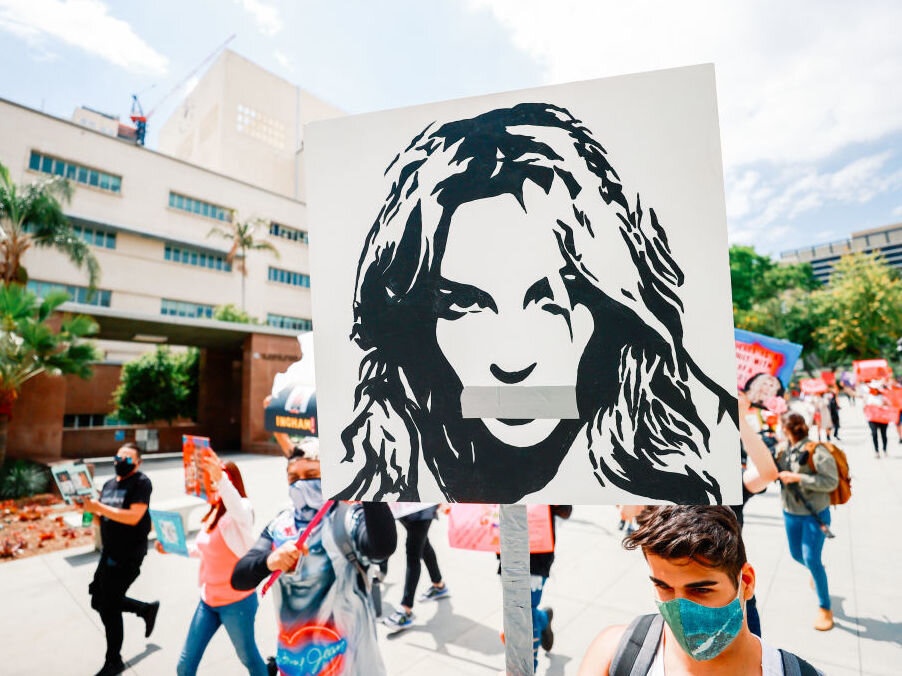 Van de giam ho cua Britney Spears anh 2