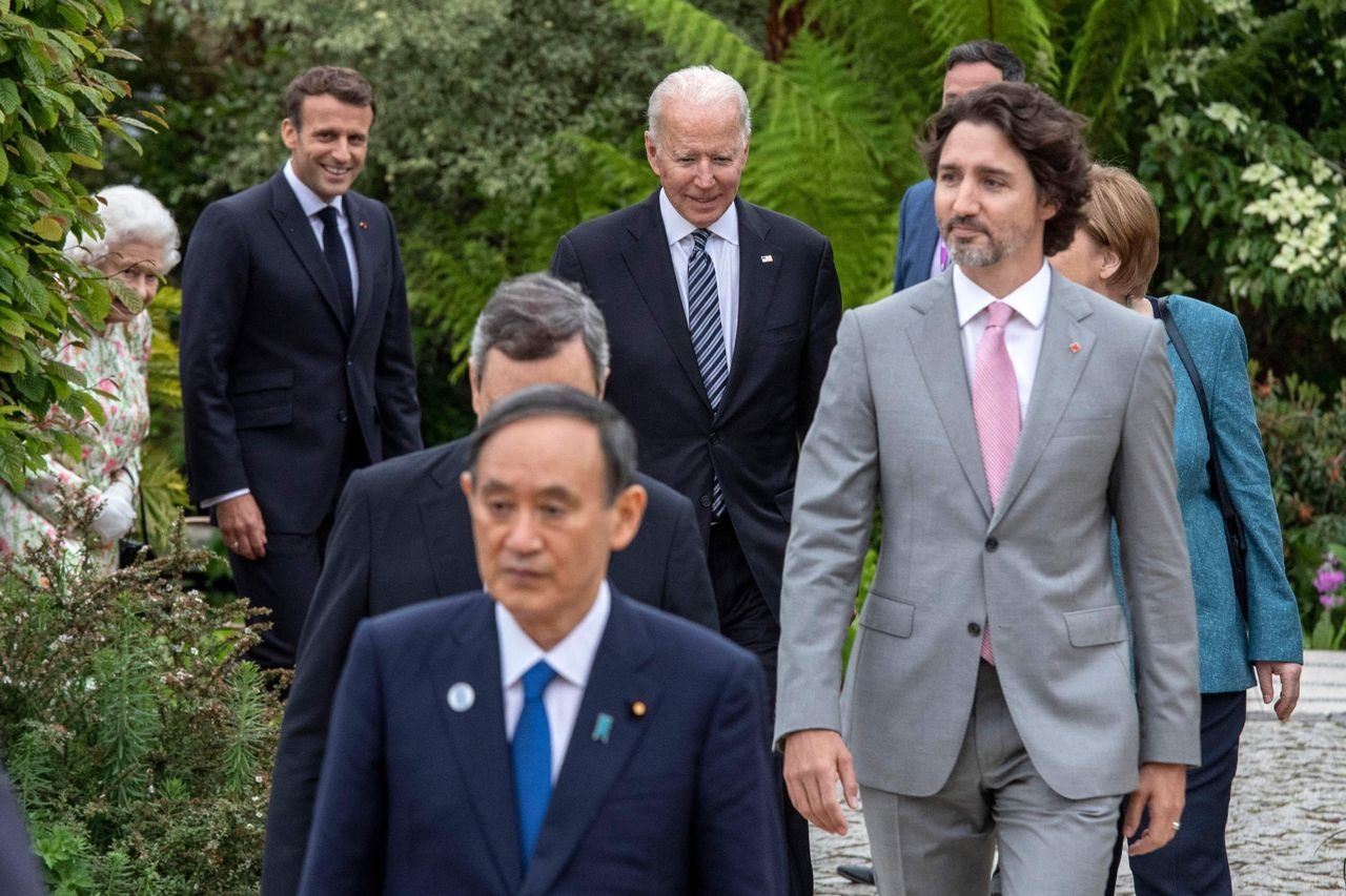 Chinh sach dau tu cua My anh 2