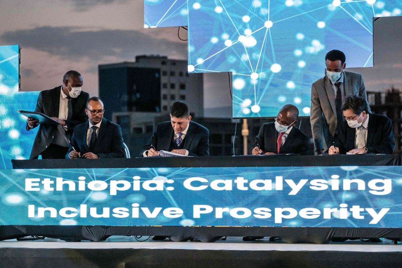 Chinh sach dau tu cua My anh 1