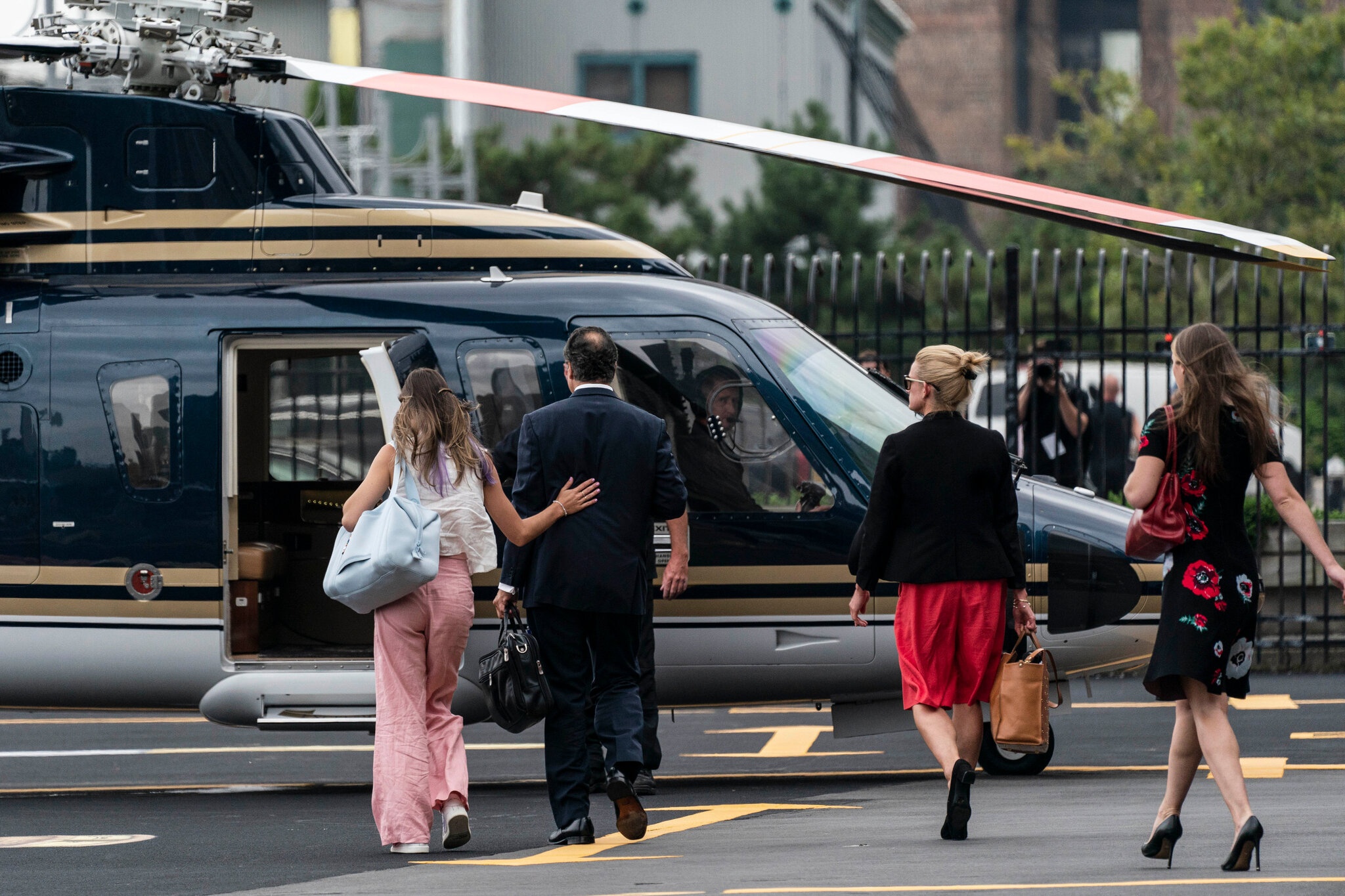 Thong doc New York tu chuc anh 1