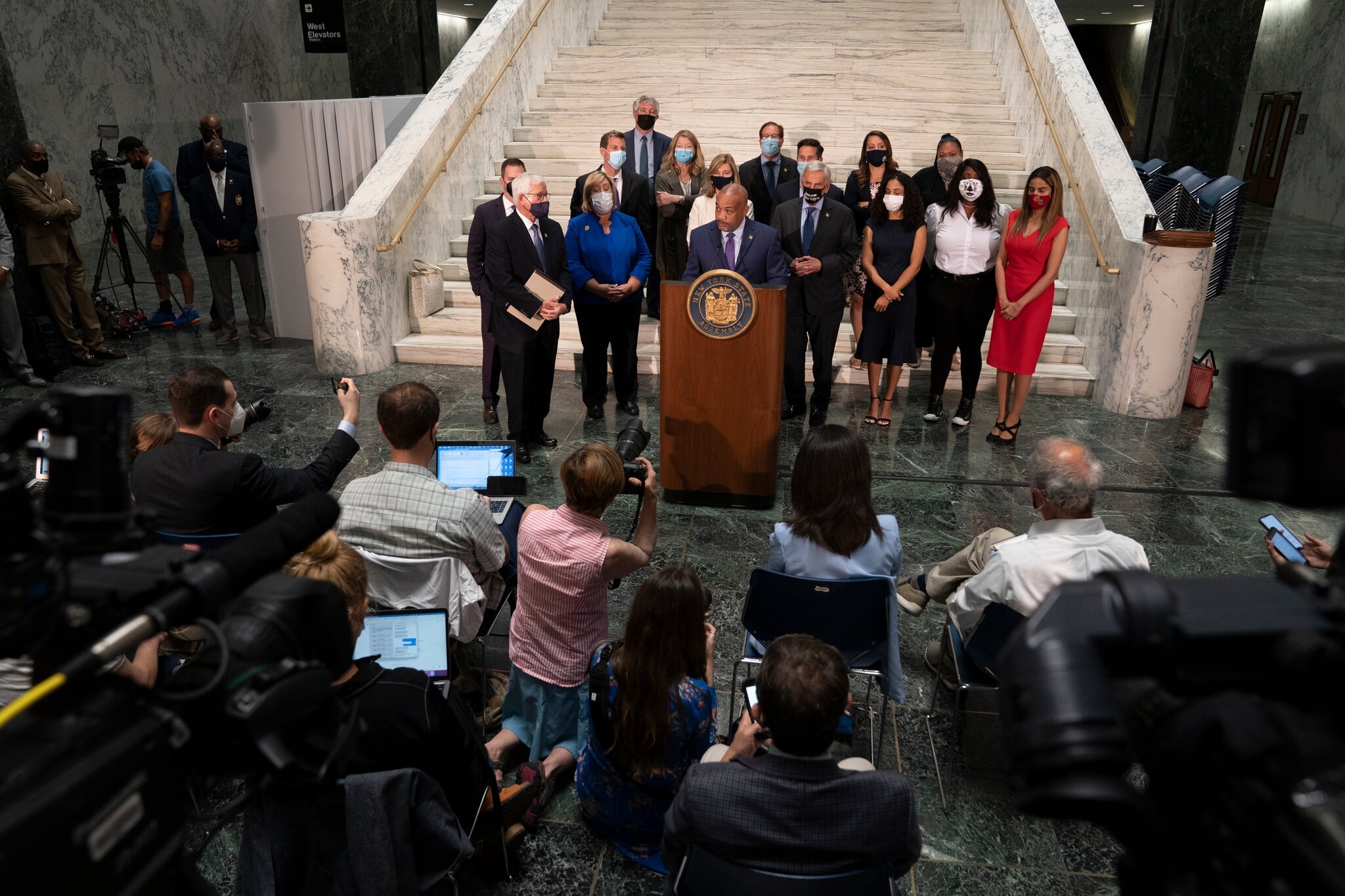 Thong doc New York tu chuc anh 2