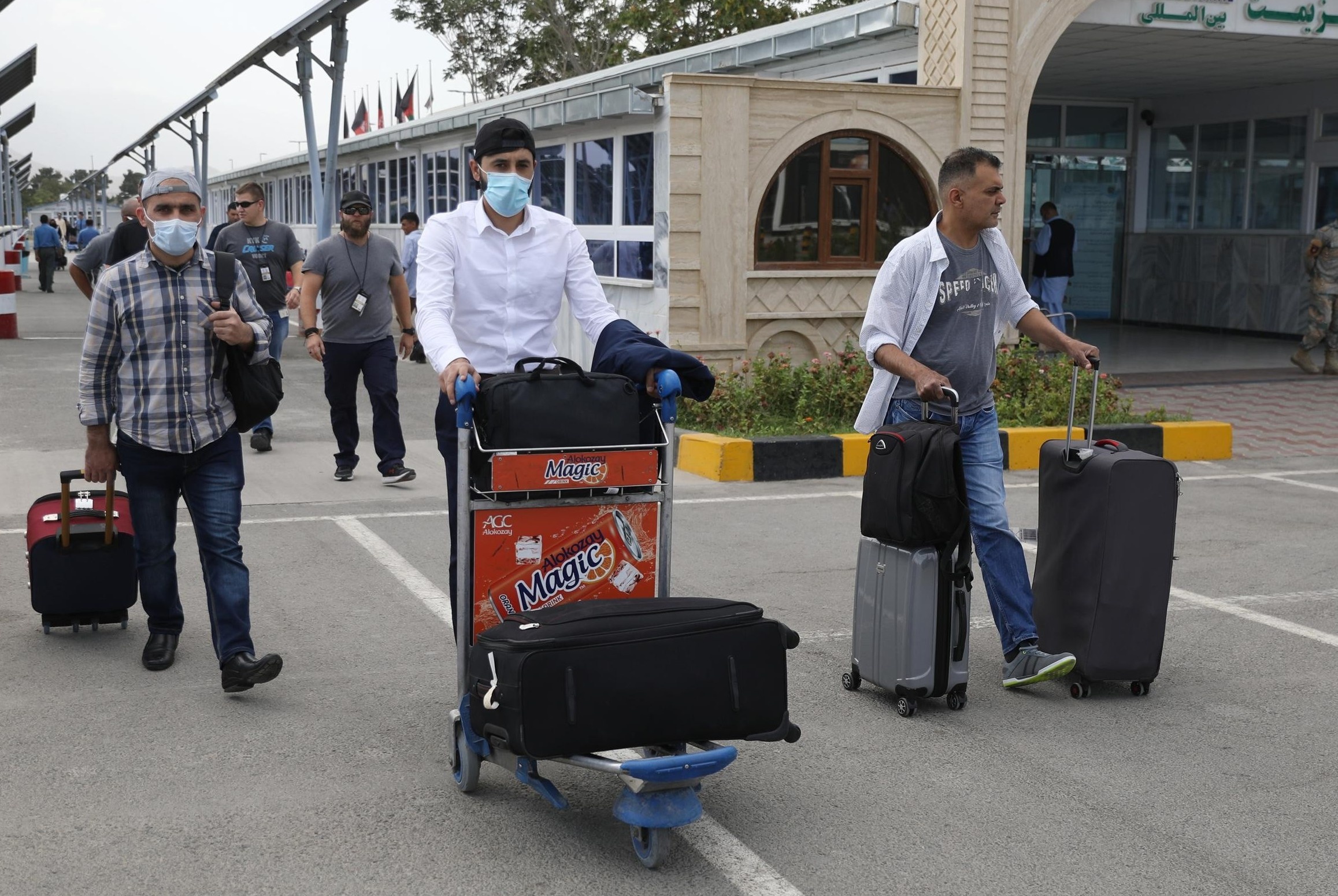 Loi thao chay duy nhat khoi Kabul hinh anh