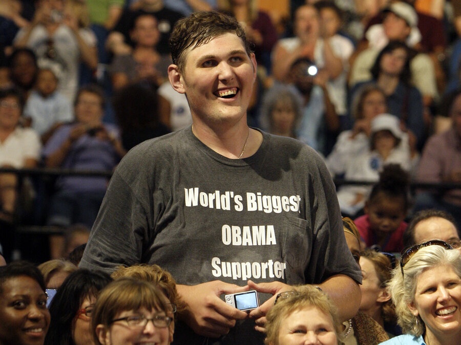 Nguoi dan ong cao nhat nuoc My qua doi o tuoi 38 hinh anh