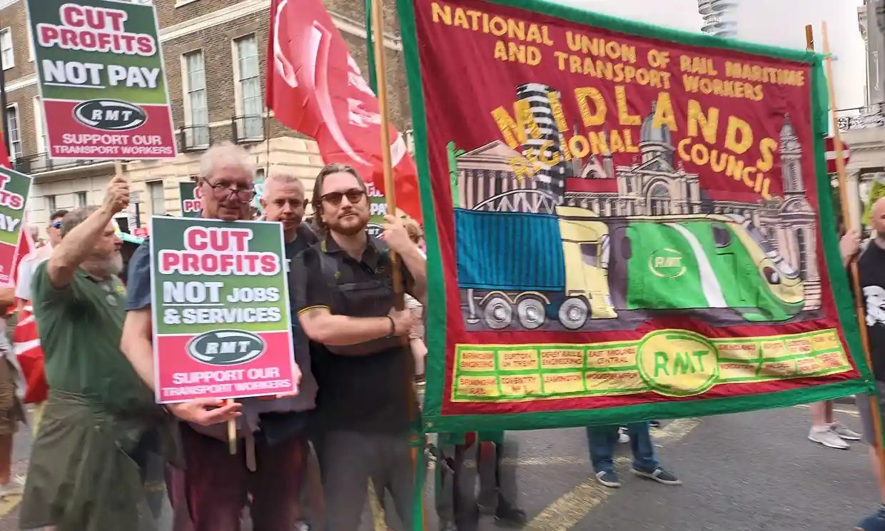 Bieu tinh tai Anh anh 1