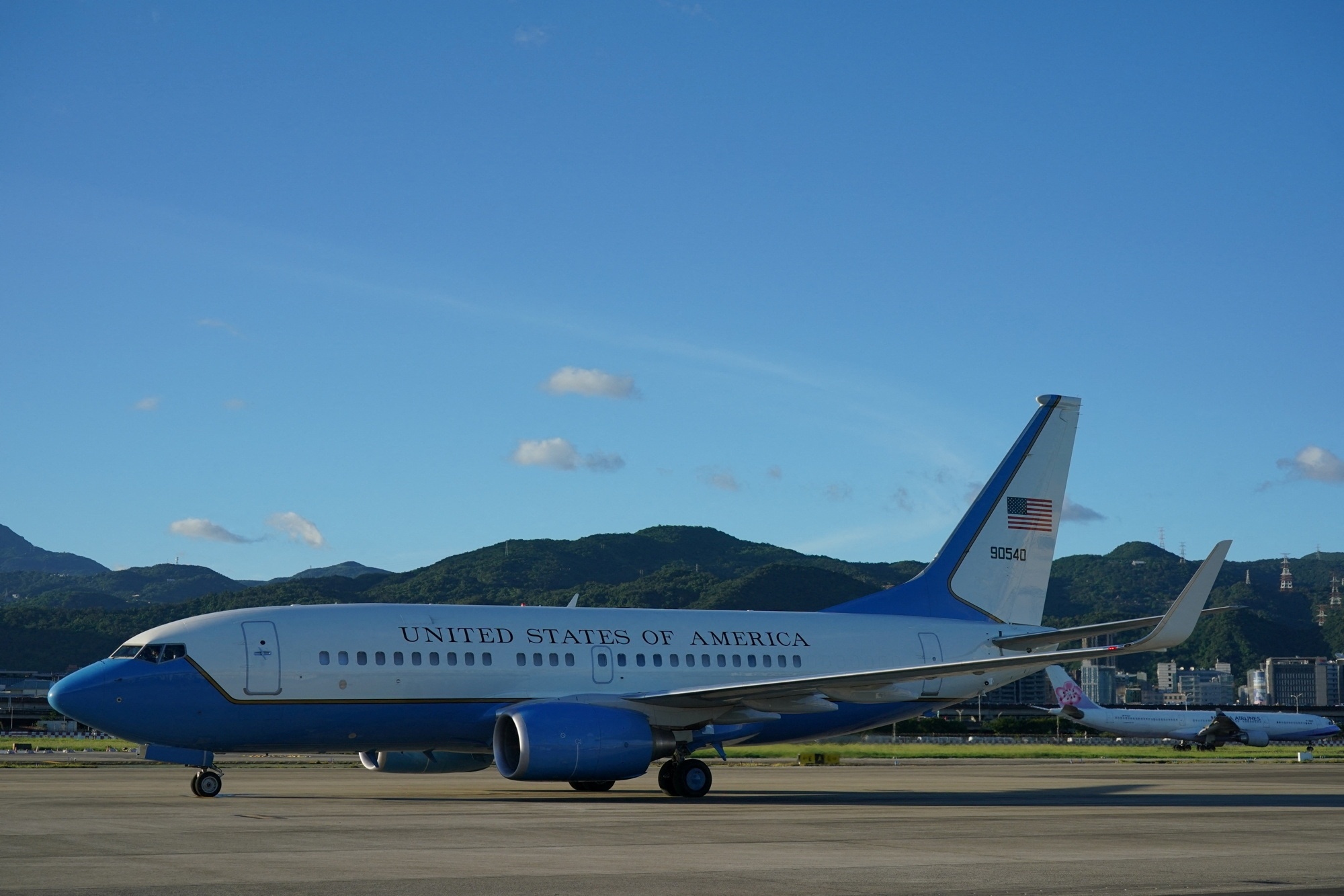 Theo doi may bay anh 1