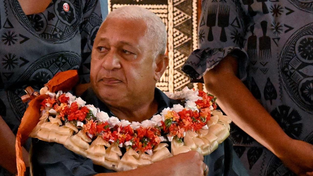 Thu tuong Fiji lo ngai vi con trai bi cao buoc bop co, tan cong phu nu hinh anh