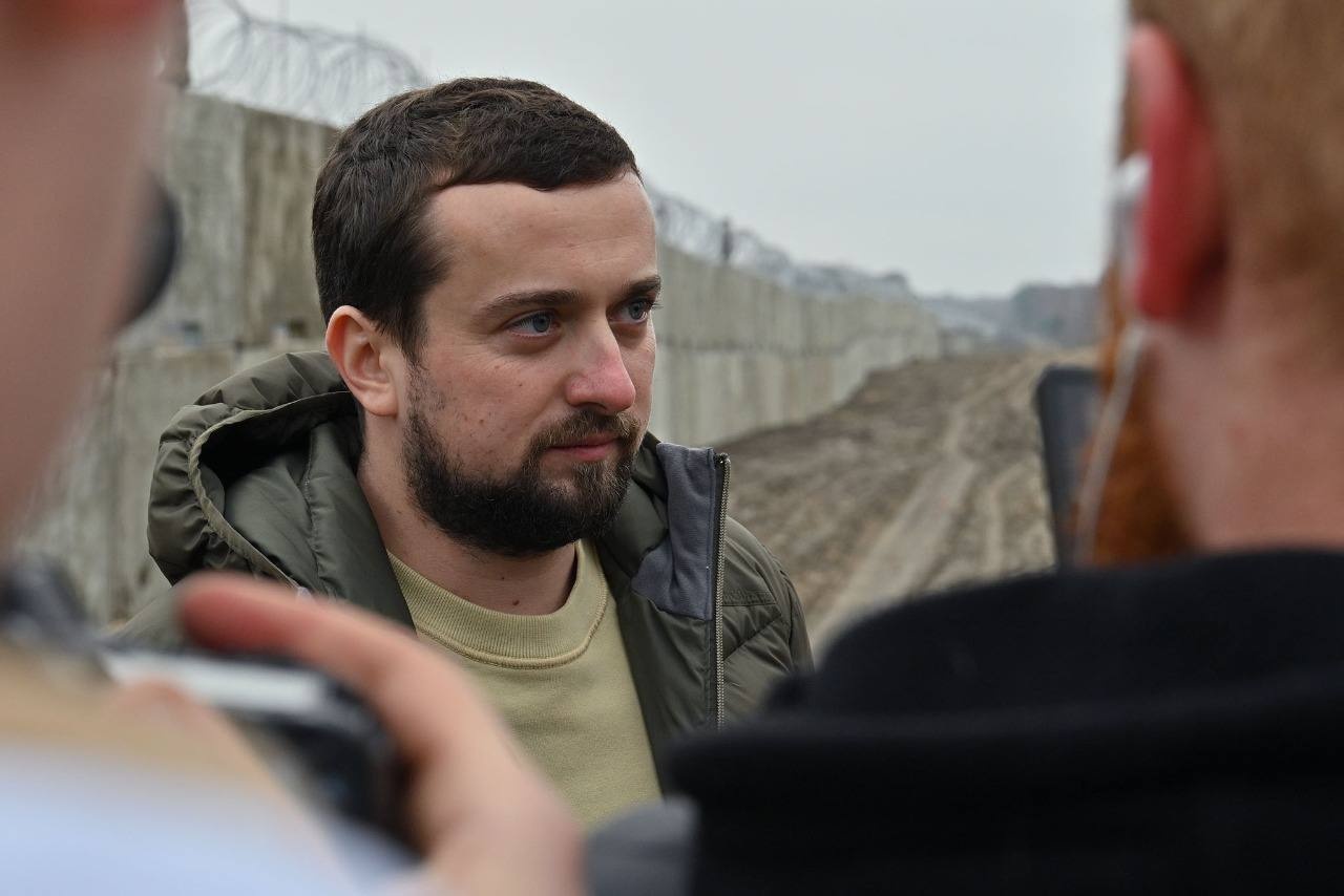 Ukraine dung hang rao anh 8