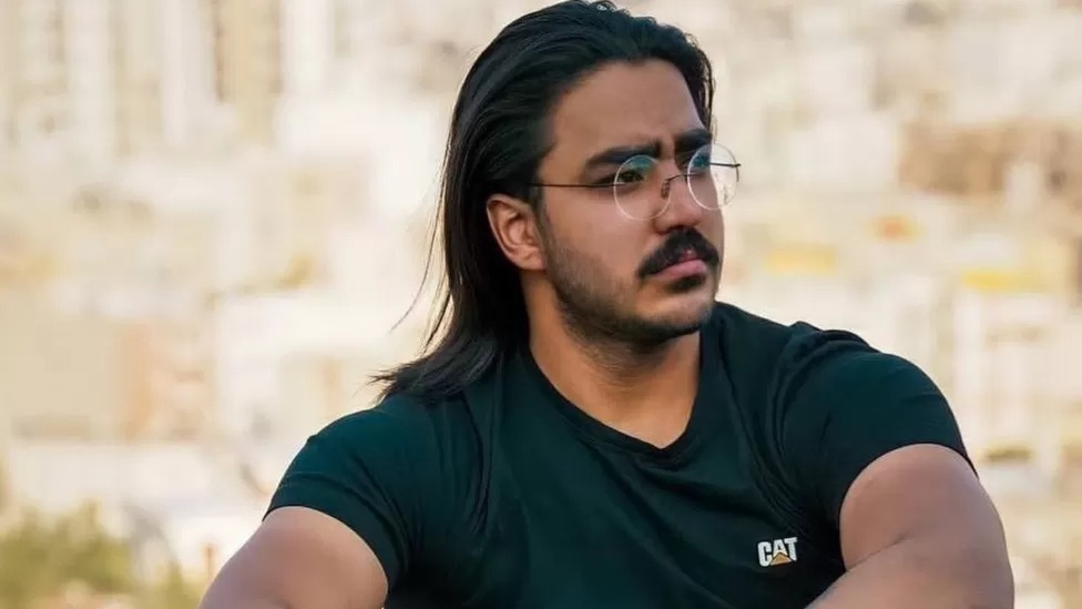 Nguoi dan ong Iran bi treo co thi chung tren can cau hinh anh