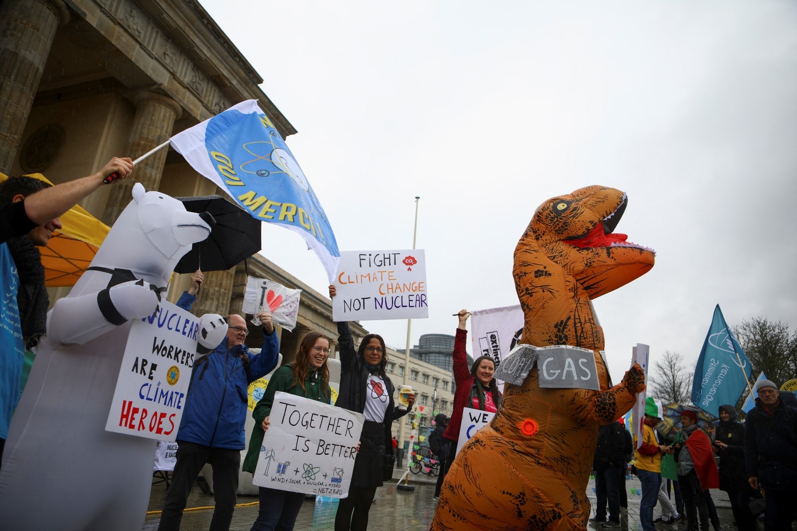 dien hat nhan chau Au anh 1