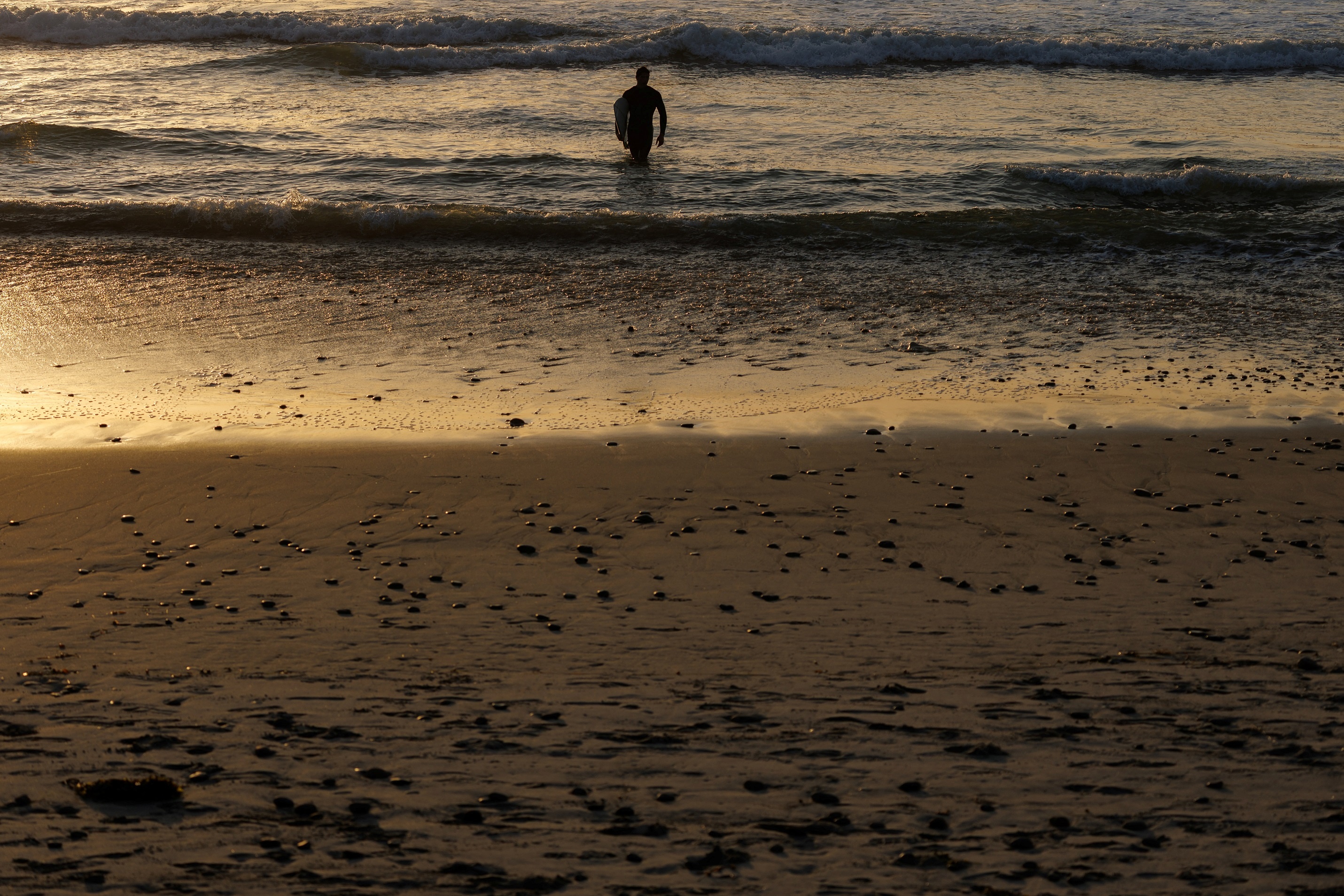 Hon 80 trieu nguoi My nhan canh bao o trong nha hinh anh