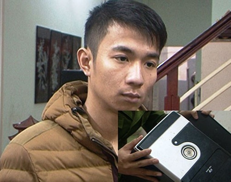 Nghi phạm Thảo và tang vật vụ án.