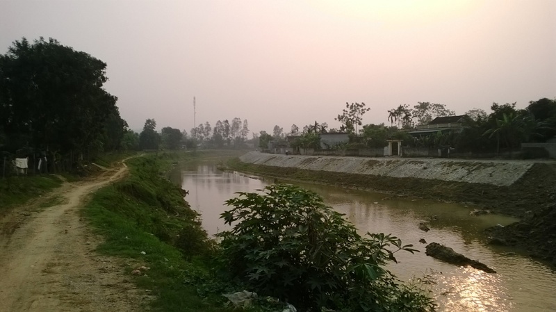 Làng Cổ Định nằm vắt hai bên bờ sông Nhà Lê, địa danh này gắn liền với tên tuổi những danh tướng nước ta.