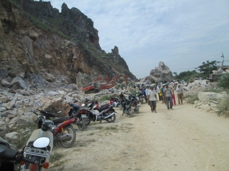 Chu xi nghiep bi da de chet hinh anh