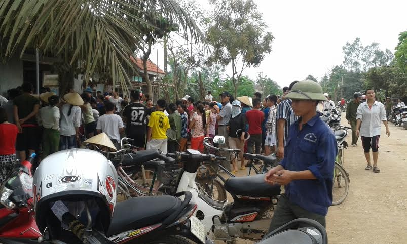 Nam thanh nien thiet mang trong luc lam thue hinh anh