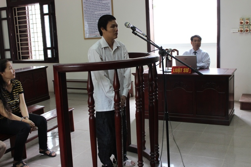 Xet xu ke hai doi thieu nu sau 9 nam tron na hinh anh