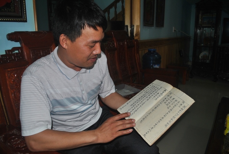 Dap nha, tim thay sach co ghi ro chu quyen Hoang Sa hinh anh