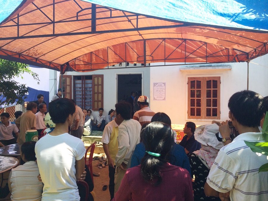 Mot thay giao dot tu truoc ngay coi thi tot nghiep hinh anh