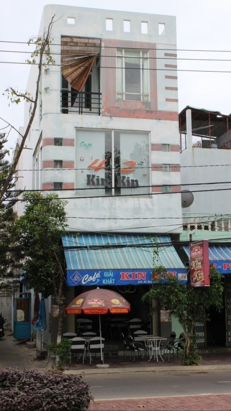 Quán cà phê Kin Kin nơi công an bắt ổ cá độ bóng đá.