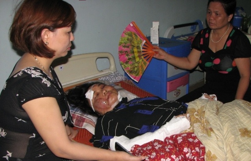 'Tuong 3 me con ho chi bi thuong nhe nen toi di luon' hinh anh