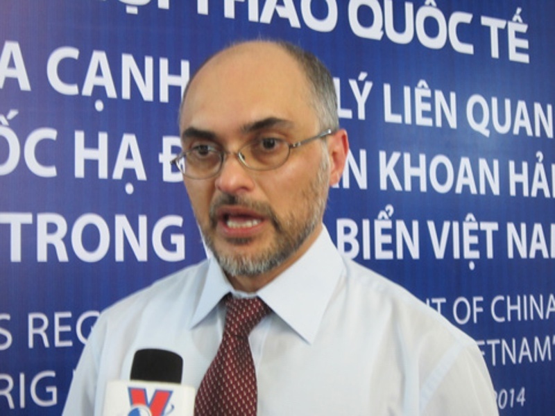 'Hau' gian khoan: Trung Quoc chua dung tham vong ba quyen hinh anh