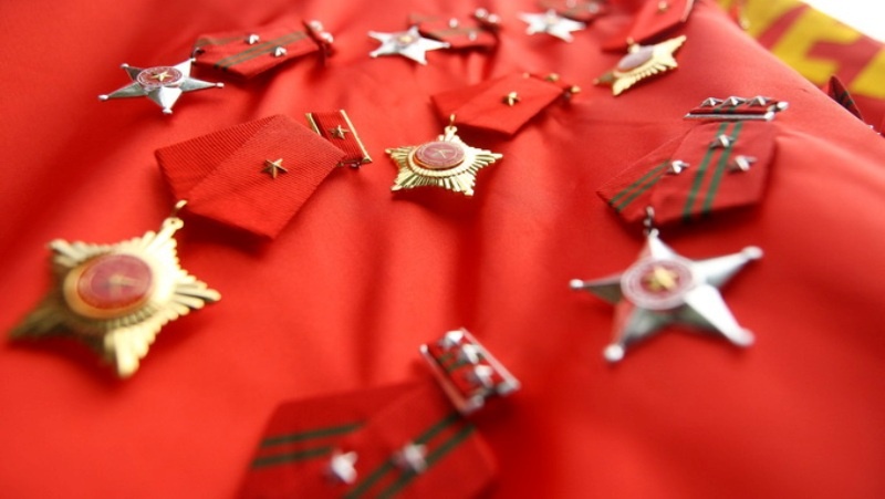 oàn 356 với những huân chương cao quý được Đảng, Nhà nước, quân đội trao tặng