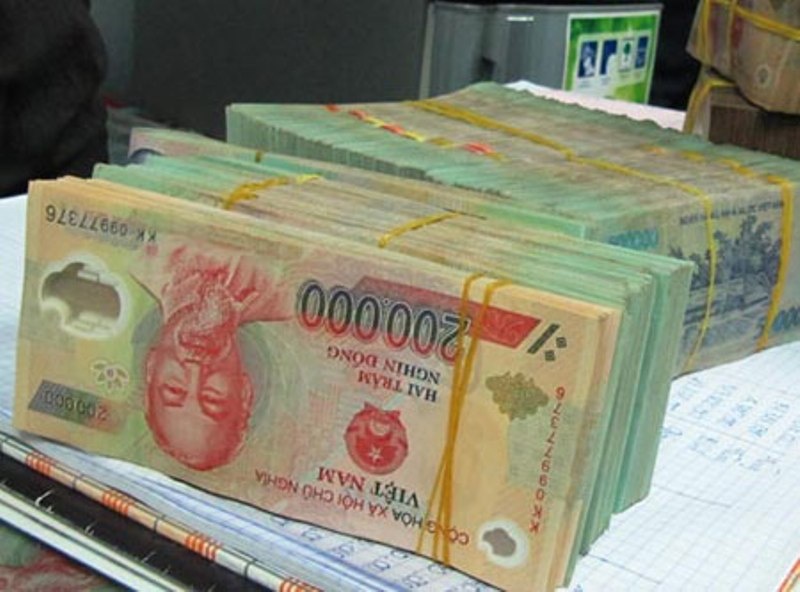 Nhat duoc 400 trieu dong, tim tra lai cho nguoi danh mat hinh anh