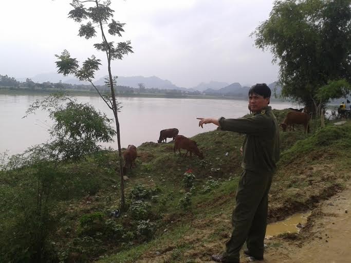 Ru nhau ra song Ma tam, 1 nguoi bi nuoc cuon troi hinh anh