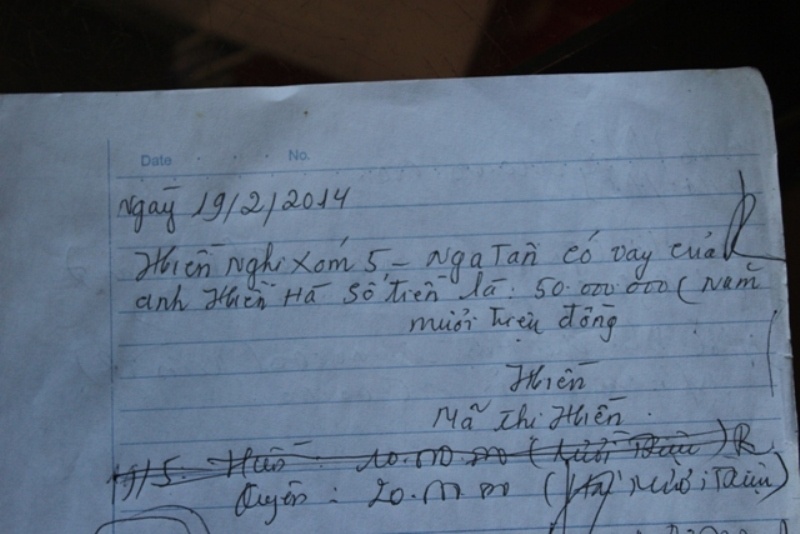 Việc vay mượn tiền chỉ được thỏa thuận bởi một vài dòng chữ đơn giản, không thông qua chính quyền. Nhiều trường hợp còn thỏa thuận miệng.