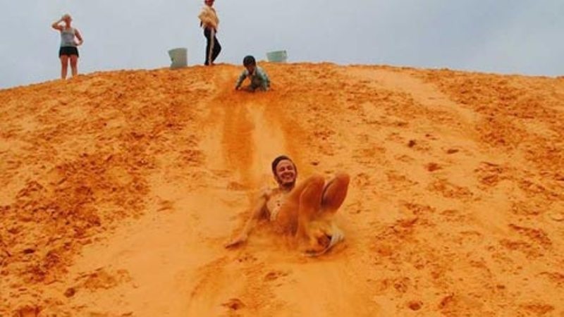 Trượt cát ở Mũi Né
