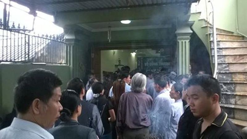 Theo kế hoạch, sau lễ viếng, đêm 7/11, quan tài chị Bích sẽ được gia đình chuyển ra Nam Định hỏa táng trước khi được về quê nhà chôn cất. Ảnh: Duy Cảnh.