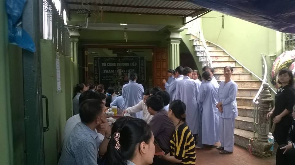 He lo manh moi ke giet nu truong phong da man qua tin nhan hinh anh