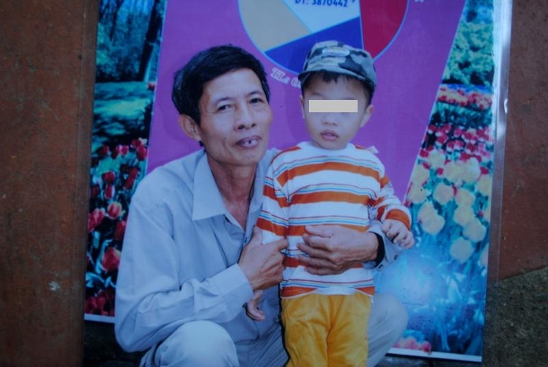 Cong an Thanh Hoa noi ve vu cha giet con trai cuu chau noi hinh anh