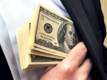 Giam doc benh vien lay tien ung ho gui vao tai khoan ca nhan hinh anh