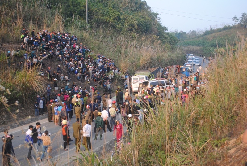 Hiện tường vụ tai nạn thảm khốc cướp đi sinh mạng 9 người.