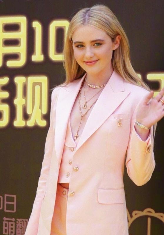 Kathryn Newton anh 6