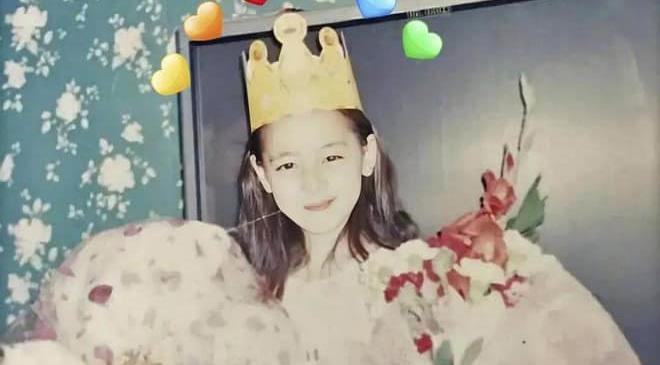 Loat anh xinh dep tu nho cua Dich Le Nhiet Ba hinh anh