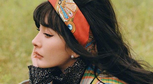 Duong Mich khac la trong bo anh tap chi hinh anh